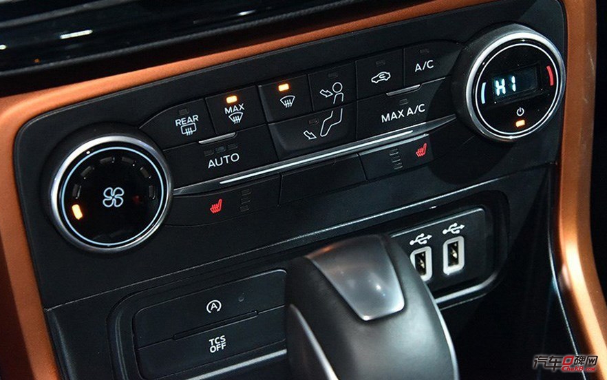 广州车展小男孩,新到2016年福特翼博