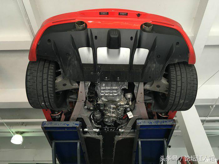 法拉利488评测重装上阵,法拉利488拆车视频