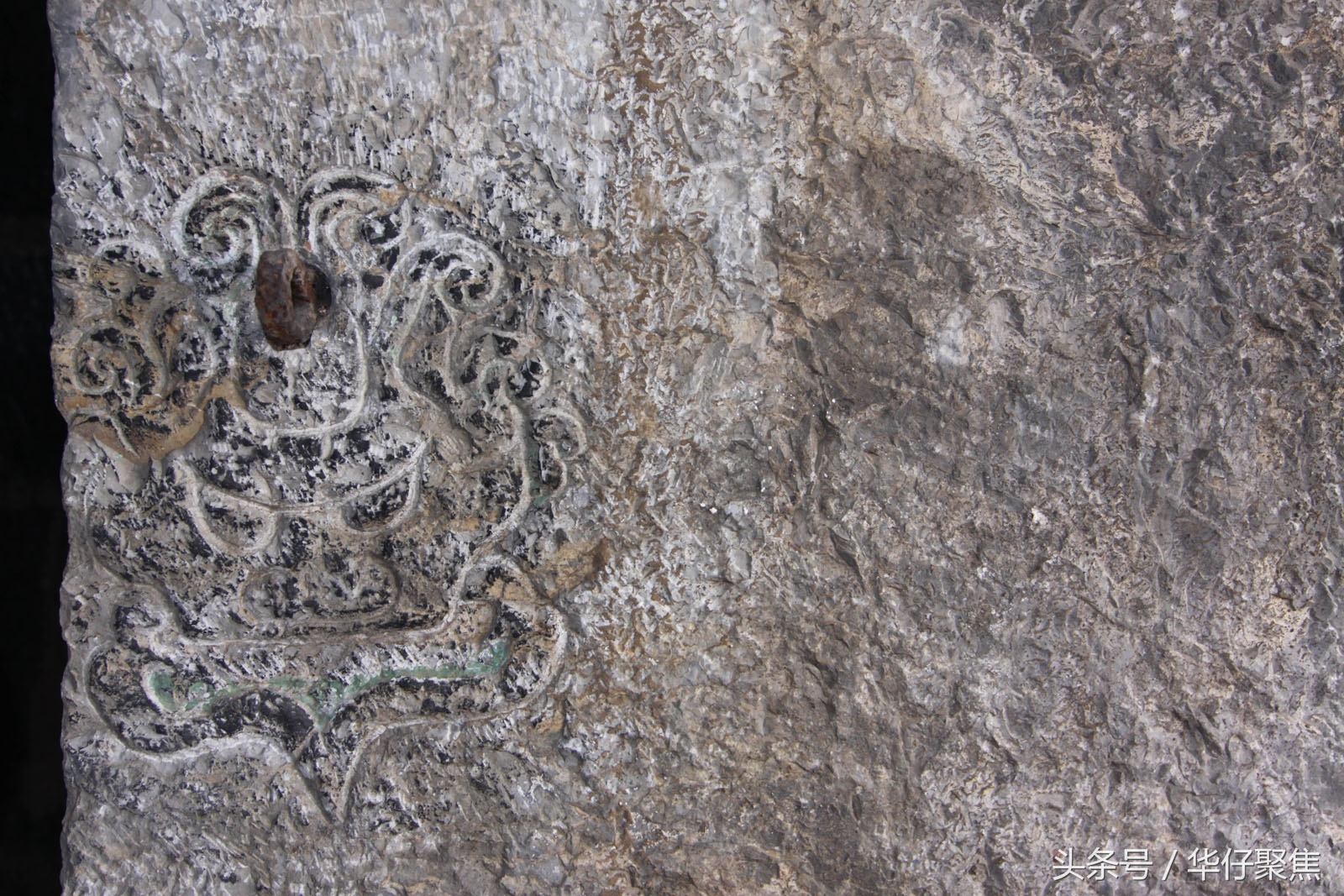 考古发现古墓舍利子,探寻3000座古墓解密摸金校尉