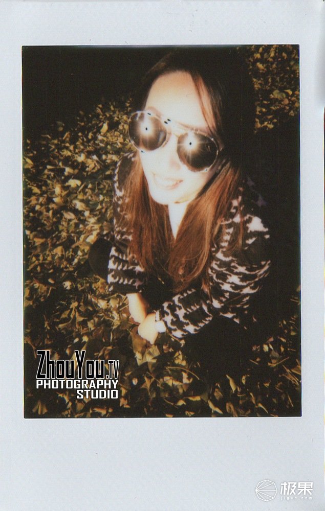 创意拍立得高级滤镜玩法,一键剪同款拍立得创意无极限