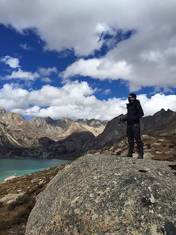 西藏21岁小伙瞒着父母徒步,一人穷游西藏13天