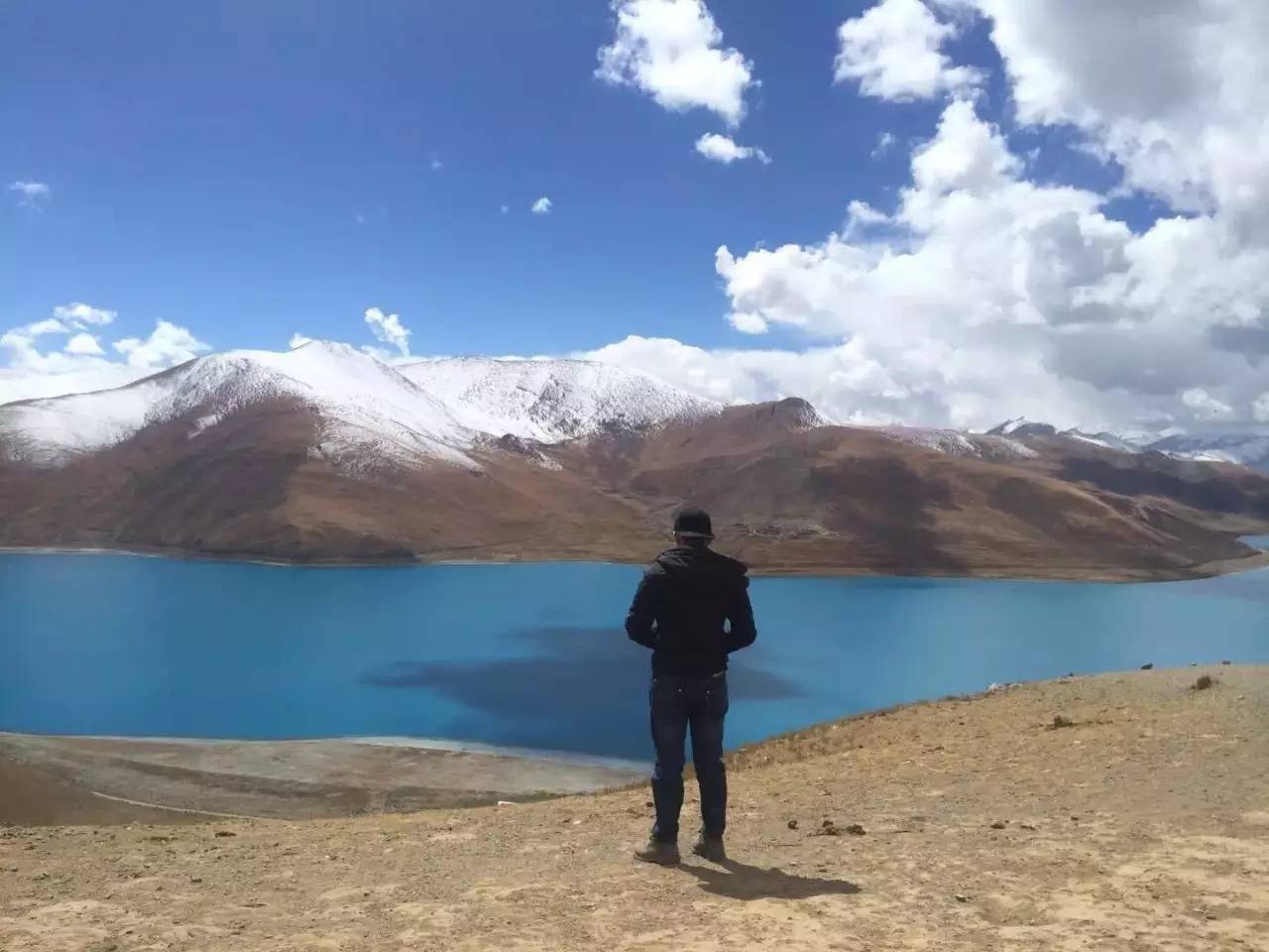 穷游小伙穷游西藏身体终于累垮,10年前穷游西藏