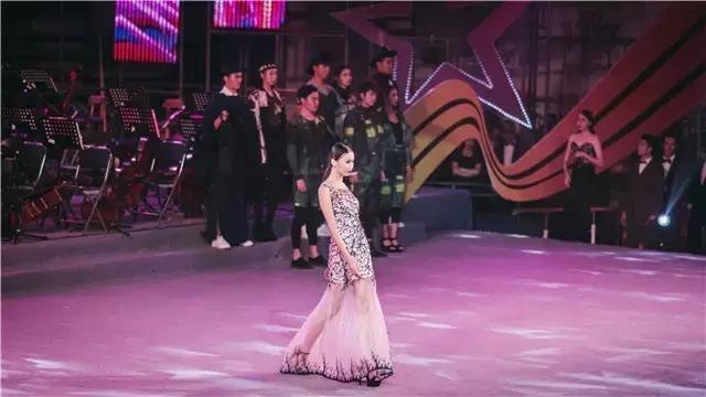 嗨，我叫惠州学院，今年70岁了！