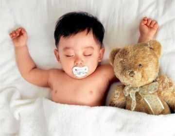 婴儿刚长牙牙缝特别宽,刚长牙的宝宝牙缝大怎么回事