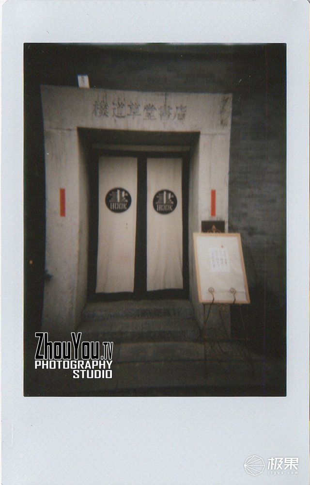 创意拍立得高级滤镜玩法,一键剪同款拍立得创意无极限