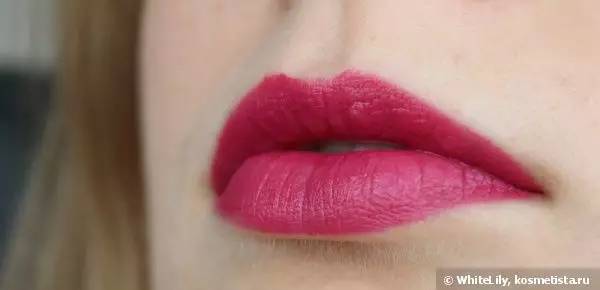 香奈儿口红三支套装试色,看了又看银珠的口红