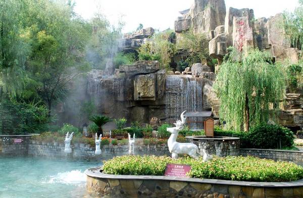 冬日最适合和情侣泡温泉北京,冬季泡温泉旅游攻略