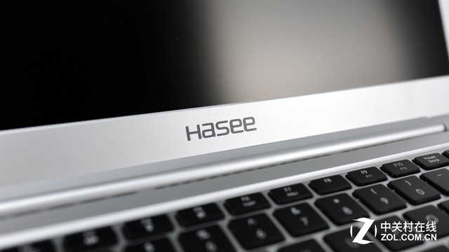 “爱尚”窄边框神舟优雅X4笔记本评测