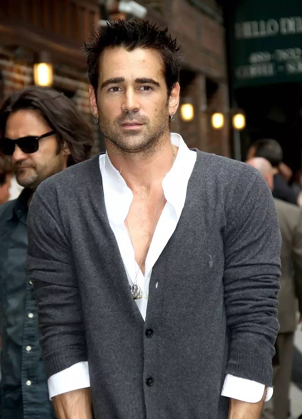 如果有人给你衣服该怎样拒绝,如果别人对你穿衣服有意见