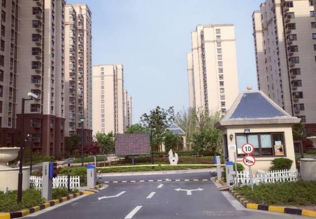 应届毕业生租单身公寓,毕业生如何租到适合自己的小公寓