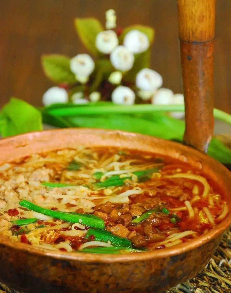 云南美食小吃排行榜10强,中国舌尖上的美食云南小吃