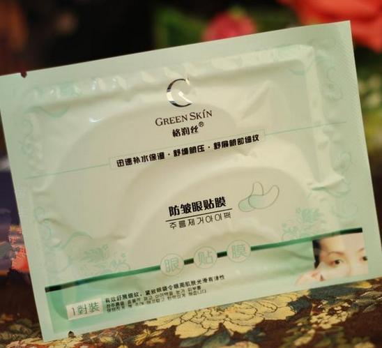 万万没想到，89岁老奶奶脸上只有少许皱纹，护肤方法却如此简单