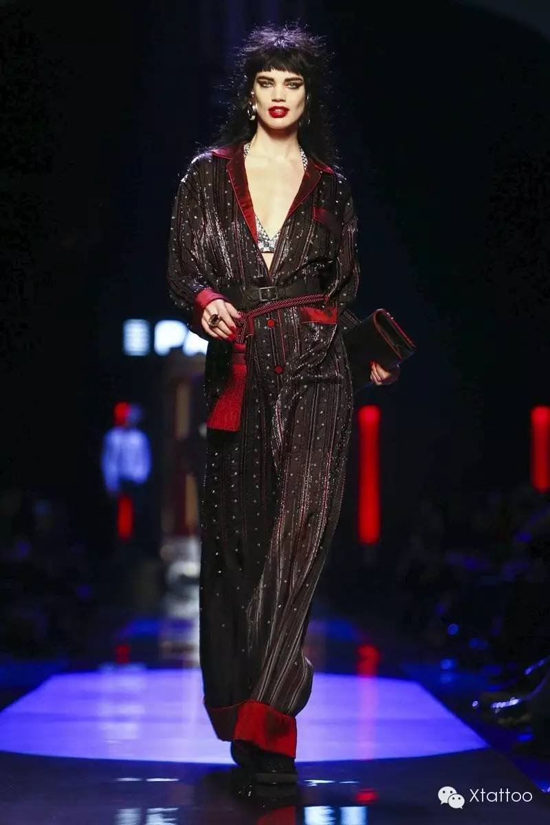 2016秋冬高定时装周,阿玛尼春夏高定2016