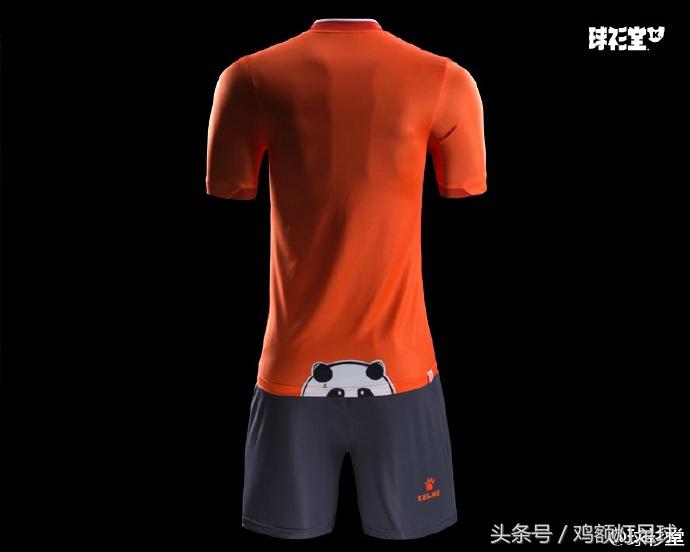 卡尔美最新的足球球衣,卡尔美给中国足球队设计的球衣