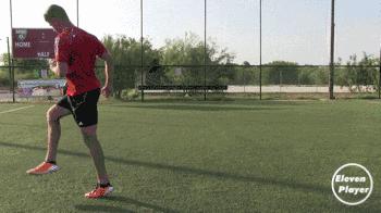 足球训练热身动作全集视频,青少年足球赛前热身