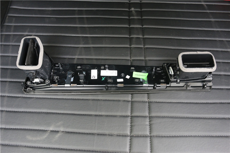 新款保时捷macan导航主机在哪里,2019保时捷macan触摸屏导航功能