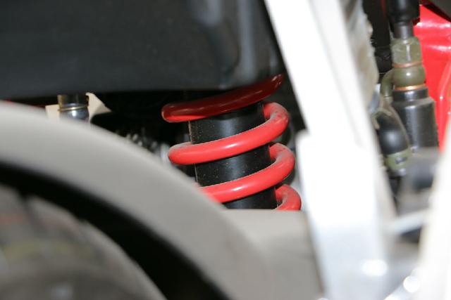 铃木锐爽电喷150最高配,铃木锐爽150加多少机油