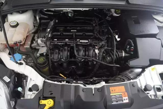 16万公里13款福克斯1.8自动多少钱,2012款福克斯风尚和舒适外观区别