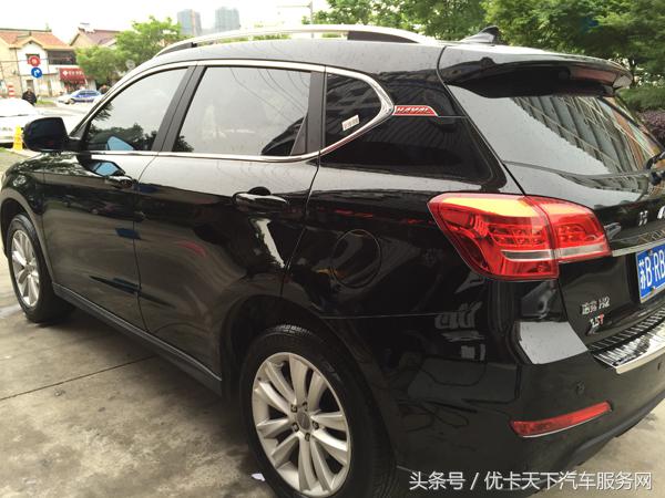 哈弗h2前挡风玻璃内贴的膜,哈弗h2白车身贴膜黑顶