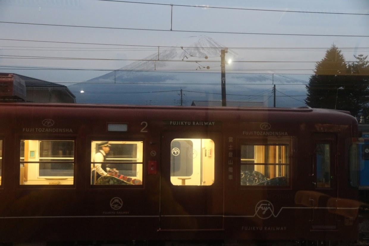 手绘旅行日记岳阳楼,手绘旅行日记图片模板