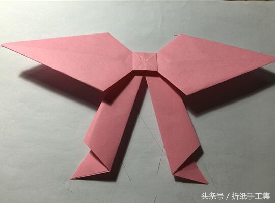 六方盒礼品盒蝴蝶结系法慢动作,礼品盒上的蝴蝶结飘带的各种剪法