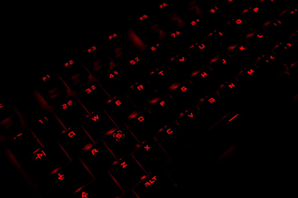 富勒g87键盘好不好,cherrymx1.0和富勒g87s