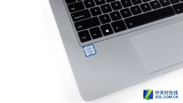 “爱尚”窄边框神舟优雅X4笔记本评测