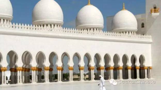 阿联酋最顶级豪华的清真寺,阿联酋阿布扎比最大的清真寺