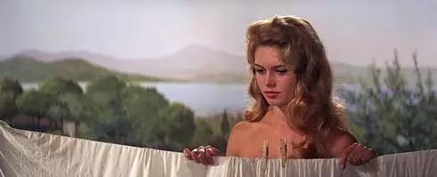 最唯美的恐怖片,夺魂恐怖片完整版