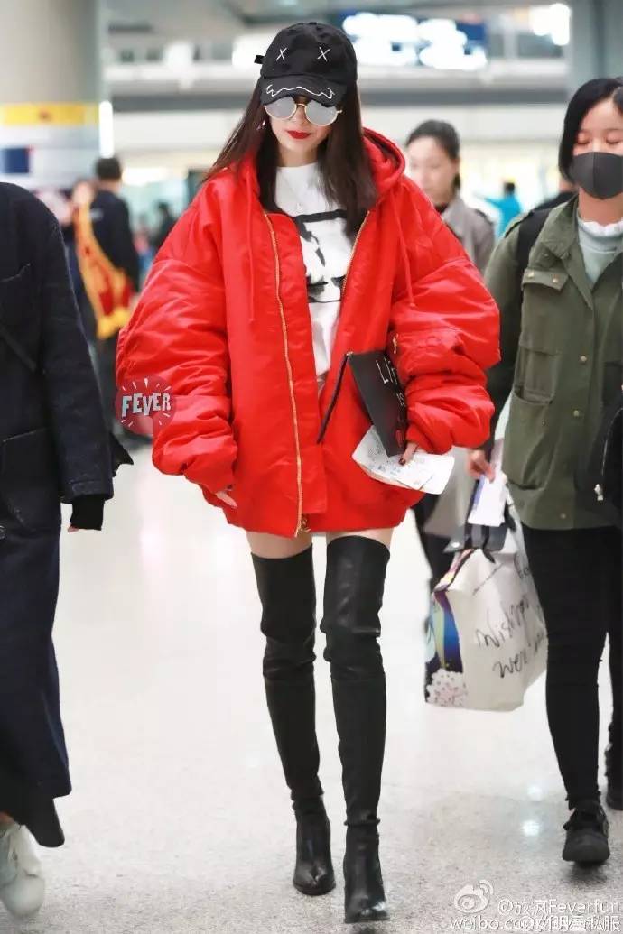 冬天女明星穿那么少怎么不感冒,天气冷怎么穿才暖和呢女生