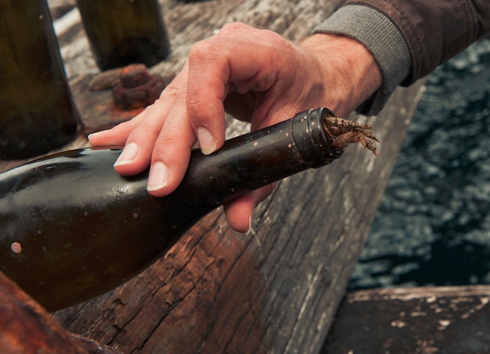海底陈年葡萄酒,这事靠谱么?