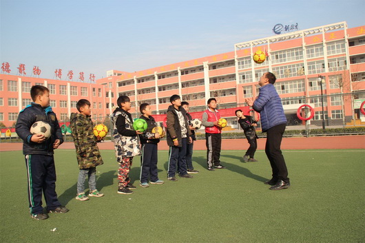 校园足球特色学校建设方案,足球特色学校开展工作