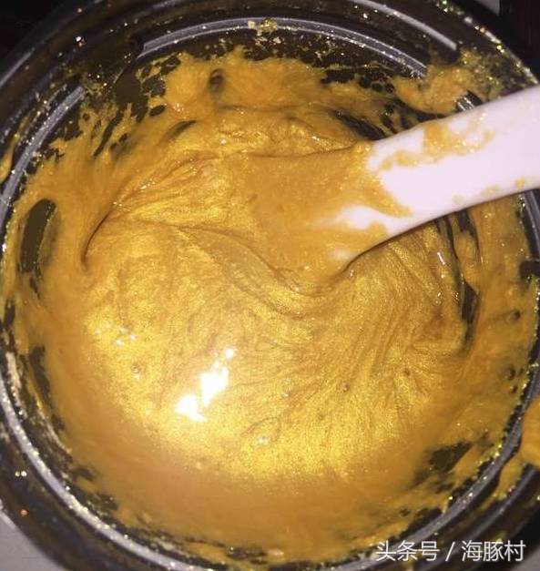 把黄金涂在脸上是什么感觉,把黄金贴在脸上