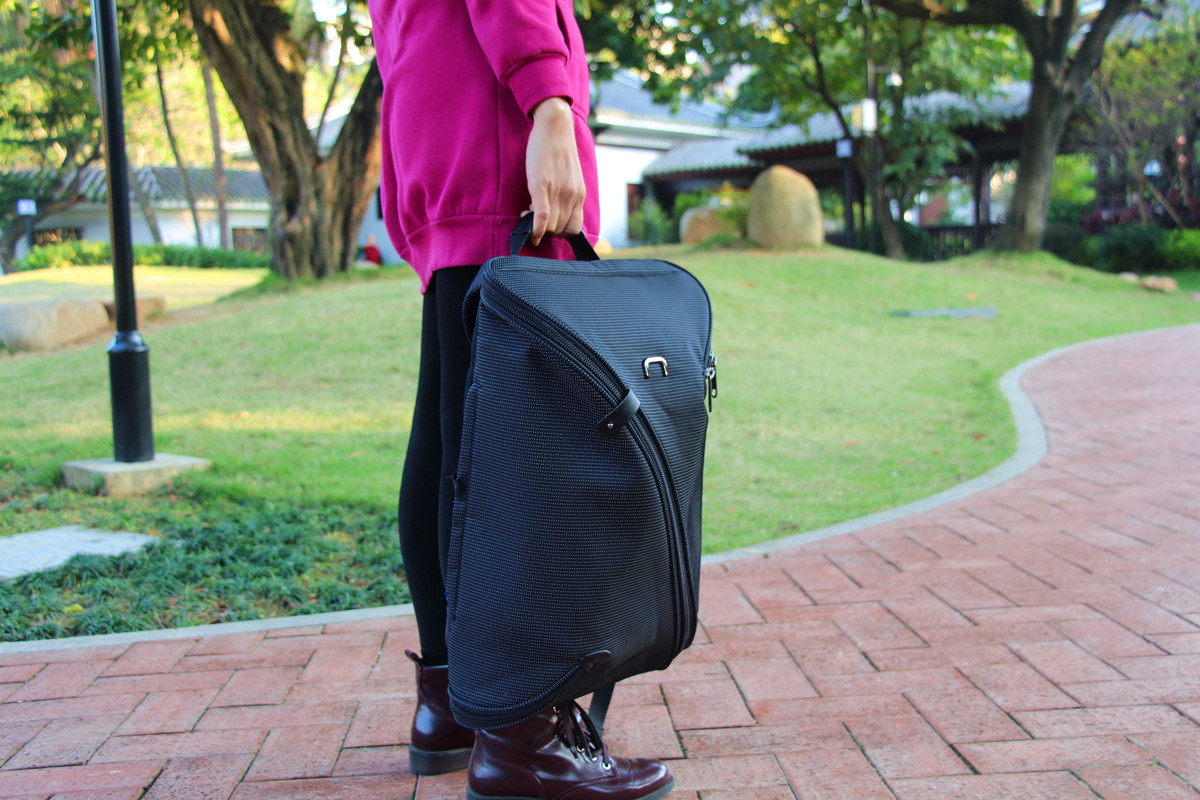 一块布一根拉链不用裁剪,一块布制成包包