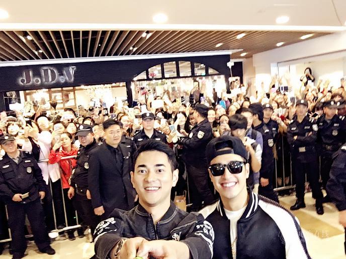 湖畔大学“颜值担当”、NPC创始人李晨：我是误入娱乐圈的商人