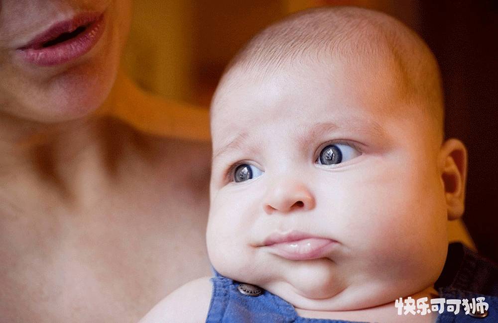 宝宝长牙真的会痛吗,宝宝长牙期痛苦难熬教你一招