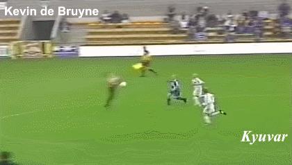 五岁小孩踢球,小朋友碾压国足的场面