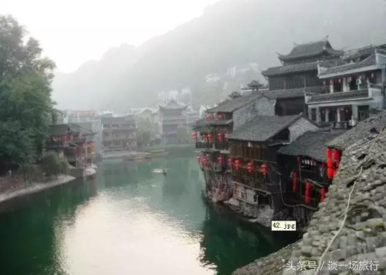 旅游中要点情怀？十大适合女人旅游的地方送给你（上）