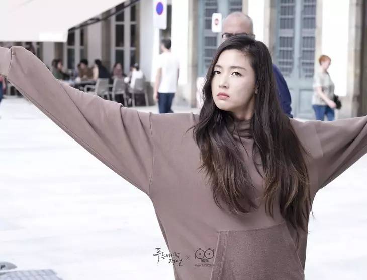 一千块一件卫衣,一千价格的卫衣