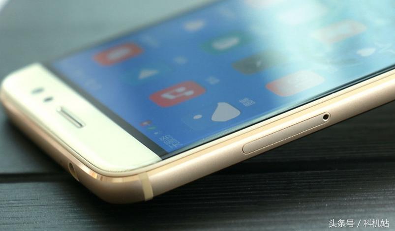 一个热心网友给我寄来对华为麦芒5的体验感受，觉得他说的很对