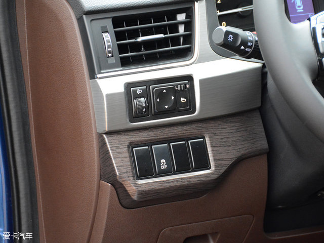 东风风行景逸x52.0测评,最新东风景逸x5试驾视频