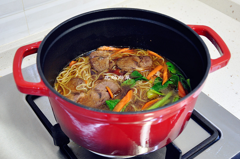 牛肉汤秘制米线,秘制汤底让牛肉米线美到爆