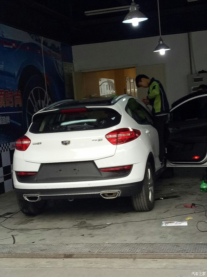 帝豪gs1.3自动领尚版图片,帝豪gs1.8和1.3t怎么选择