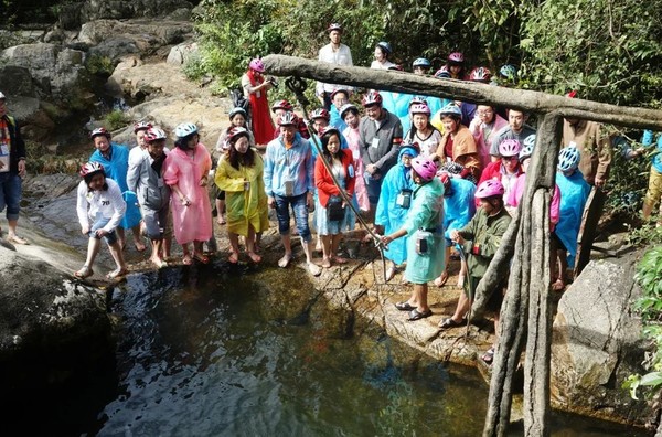 全家到三亚,全家去三亚过春节费用