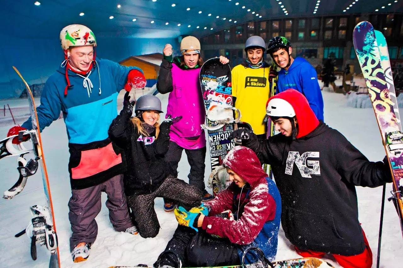 川航来回特价机票,川航成都直飞迪拜