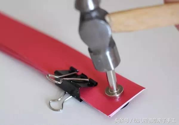 幼儿园元旦手工兔子灯笼制作,卡纸元旦灯笼手工制作幼儿园