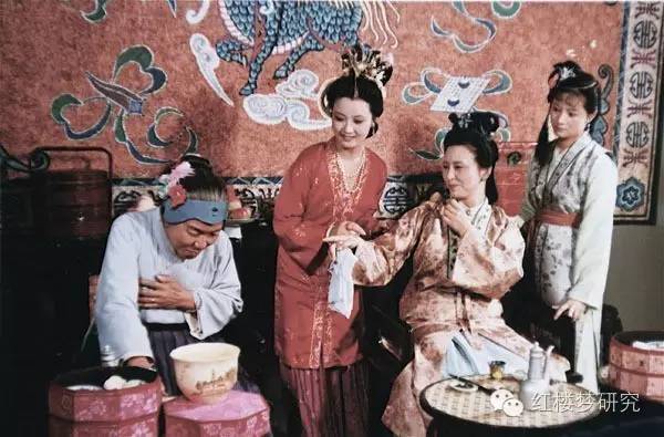 精读红楼梦第三十二回,精读红楼第十二回