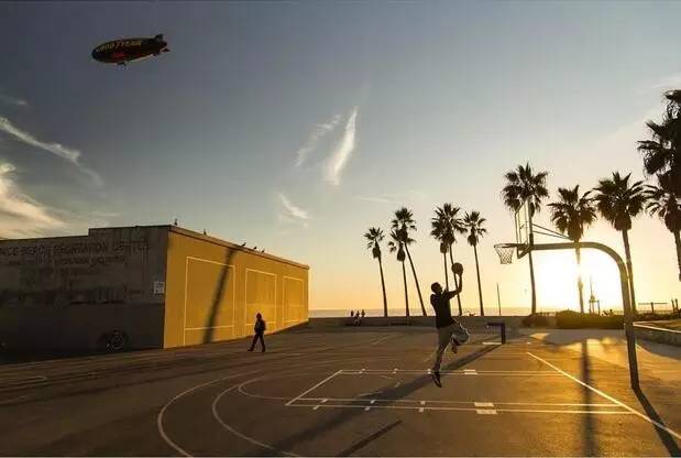 篮球场是最美的风景,篮球就是最美风景