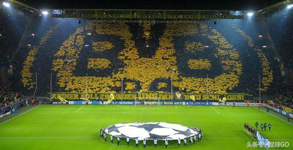 一起看世界足球,一起来看流星雨足球场