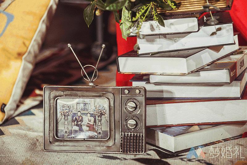 距离和时间终会败给爱情校园婚礼带他们重返高一九班